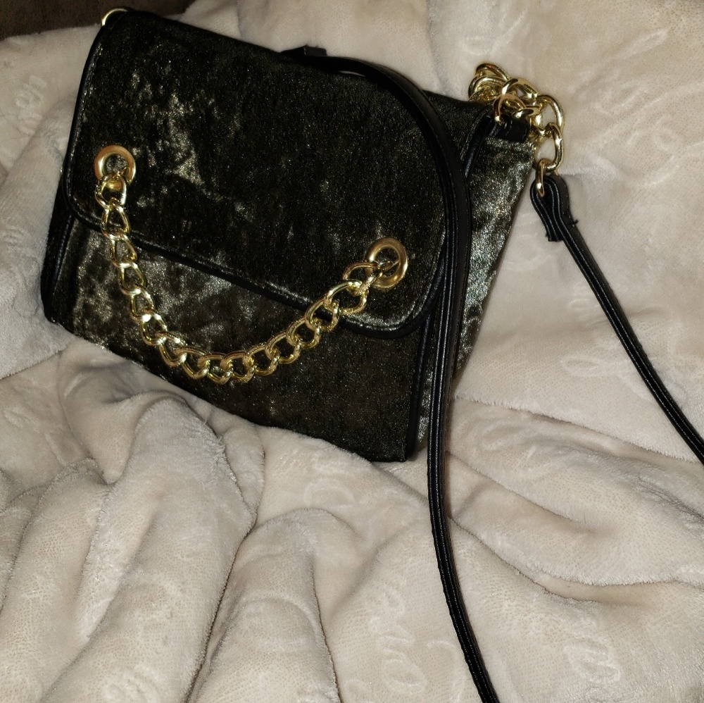 madden girl velvet shoulder bag